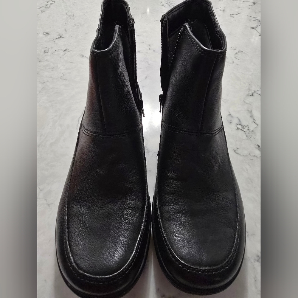 Clarks Kearns Flame Black Warmlined Boots Women's Size 9